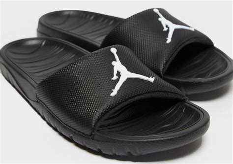 kids' jordan slides size 2